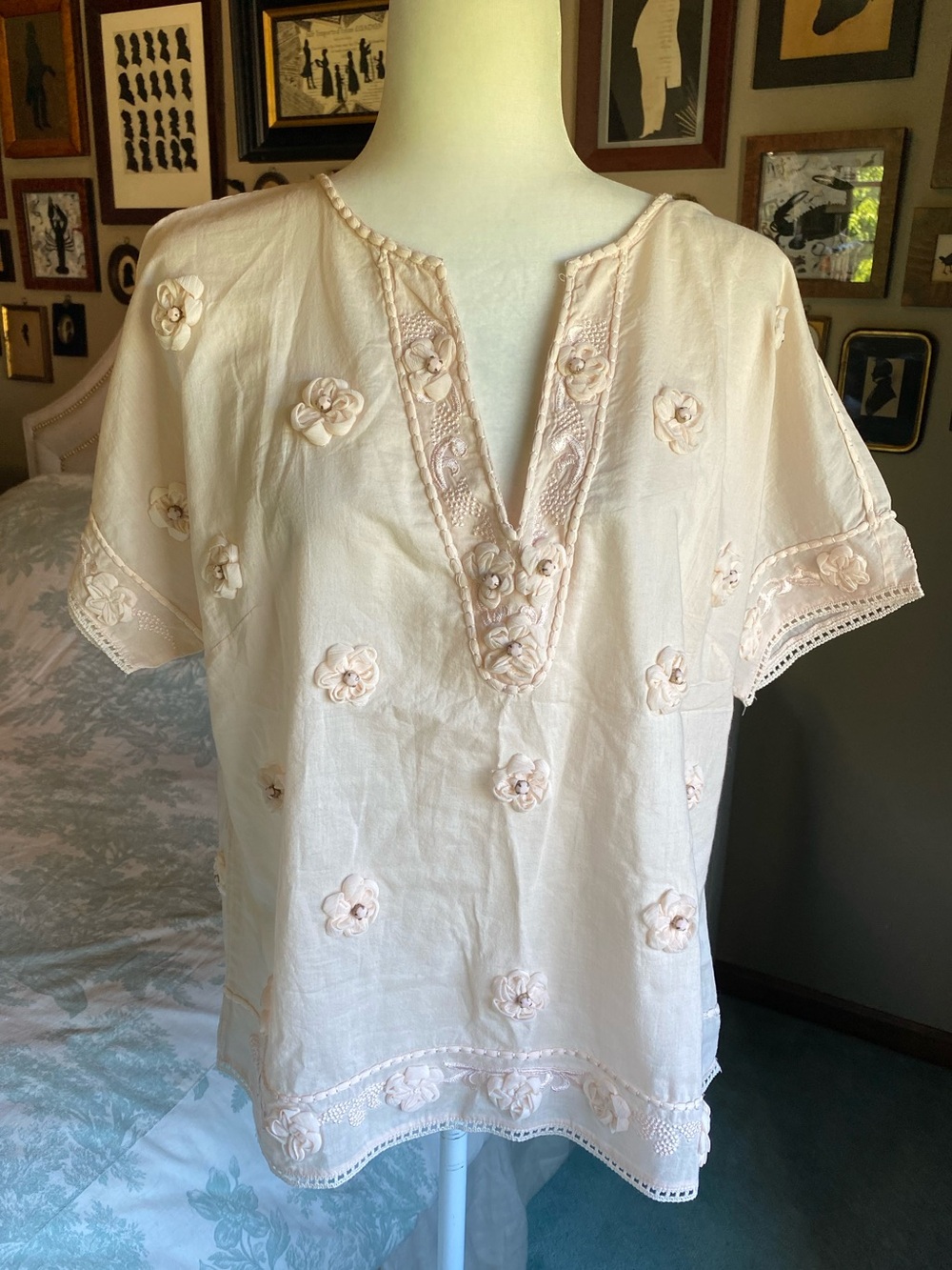Boden Embellished and Embroidered Blush Floral Split-Neck Women’s Top